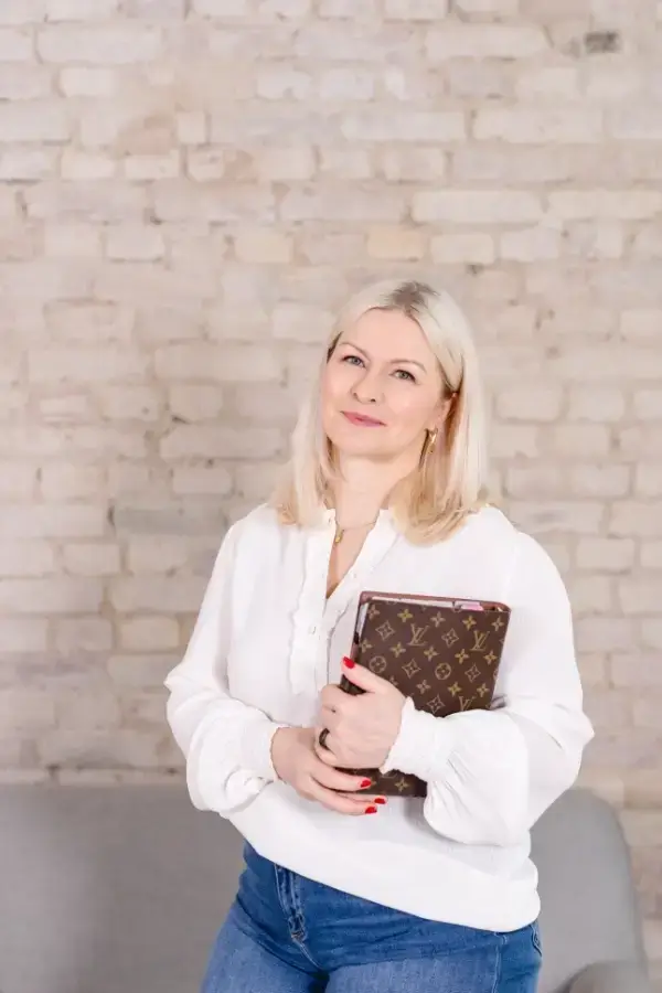 KAREN UNFUG - Website Mentoring